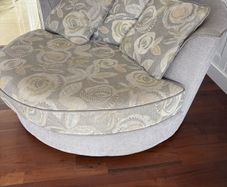 Fantasia Love Chair