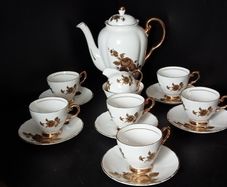 Rare Stunning Royal Tuscan Wedgwood Golden Rose Coffee Set