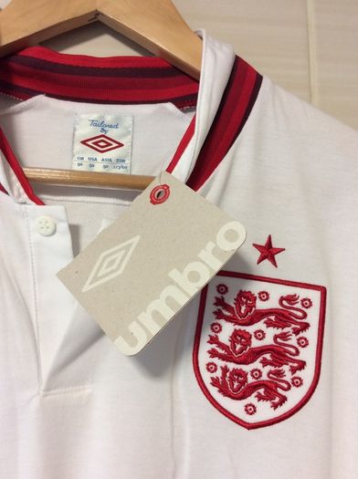 England Jersey. Official Umbro Mens Home Jersey 2012/2013. Brand New With Tags. Collect In Dublin Or Receive Via Post.