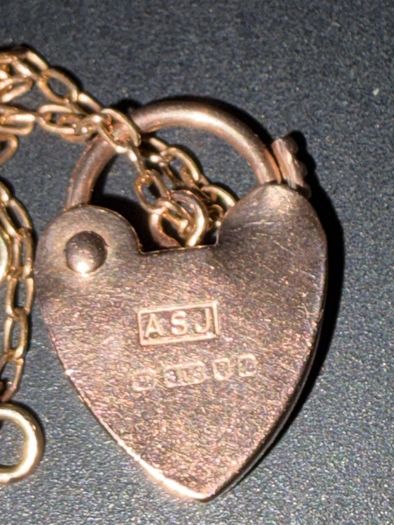 Gold heart vintage