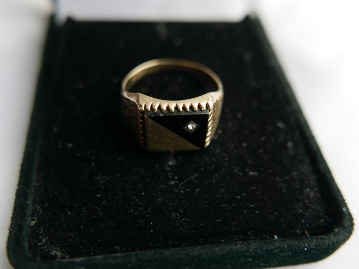 Mens Ring Signet Genuine Solid 9Ct Yellow Gold Onyx 3,3g size S1/2