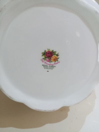Royal Albert Old Country Roses Large Tea Pot, 1300 ml