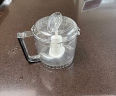 Bowl and blade for small Cuisinart grinder/chopper. No motor just bowl