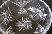 Pinwheel &amp; Star Clear Lead Crystal Bowl.