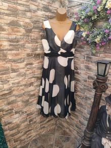 Black white polkadot Occasion dress size 12 100% Silk Postage included
