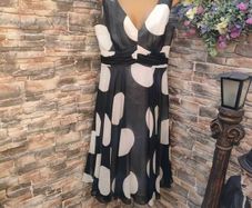 Black white polkadot Occasion dress size 12 100% Silk Postage included