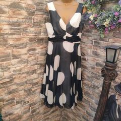 Black white polkadot Occasion dress size 12 100% Silk Postage included