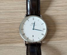 Daniel Wellington Watch with real leather strap