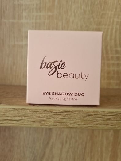 Basie beauty eyeshadow Bronzy Duo