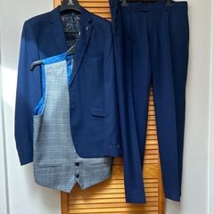 Men's Mark Darcy navy three piece suit