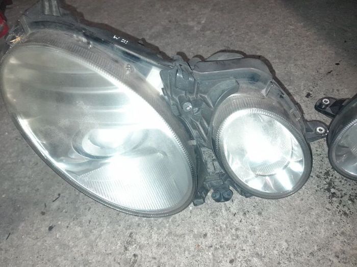 Mercedes e w211 xenon headlights