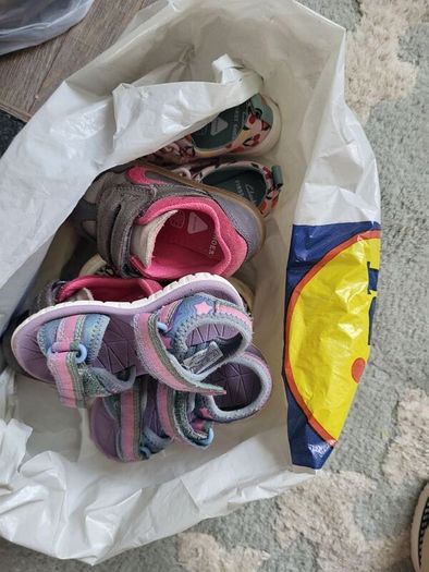Free baby girl's clothes and shoes