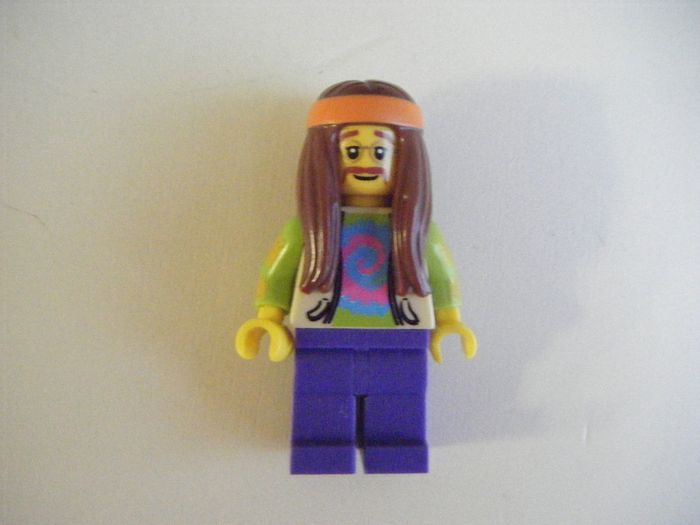 Selection of LEGO Mini Figures Series 7.