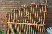 Set of garden gates took them off