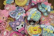 Sanrio Sparkly Shakers