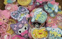 Sanrio Sparkly Shakers