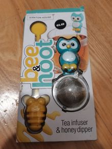 tea infuser and honey dipper