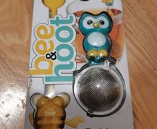 tea infuser and honey dipper