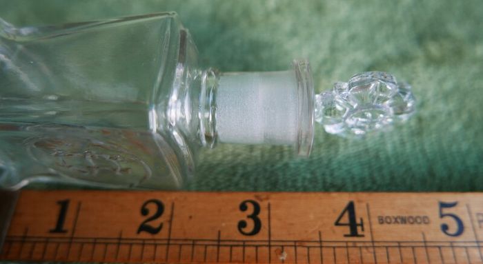 Antique 1800s Societe Hygienique Paris France Perfume Bottle. In Perfect Condition.