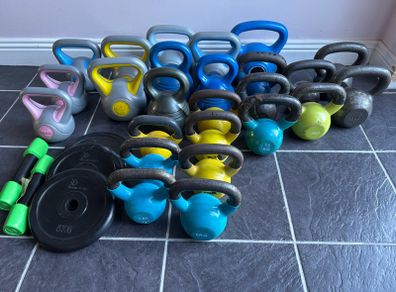 25 Kettlebells