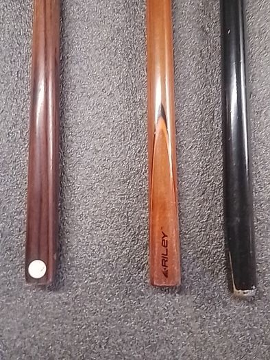 3 snooker ques 15 euro each