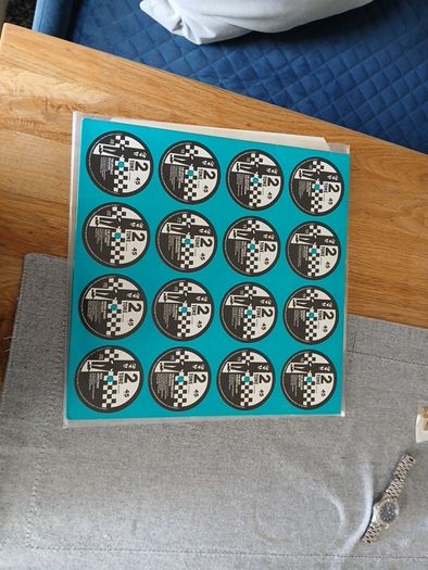 This are Two Tone Irish Pressing