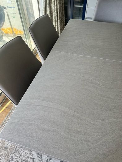 Dinning table