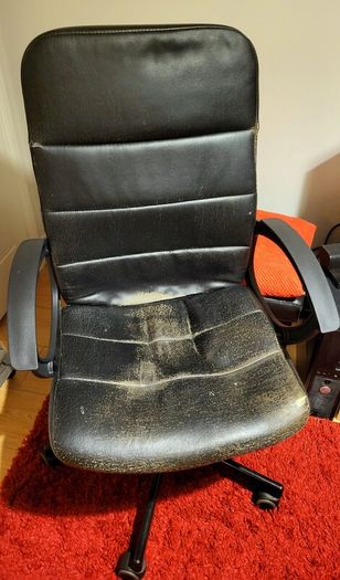 Computer chair