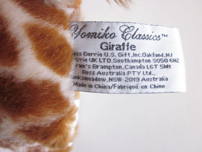 Vintage Yomiko Classic Giraffe Plush Toy