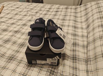 Adidas Shoes New Size 11K kids