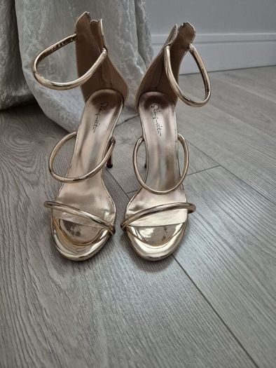 Strappy heel sandals