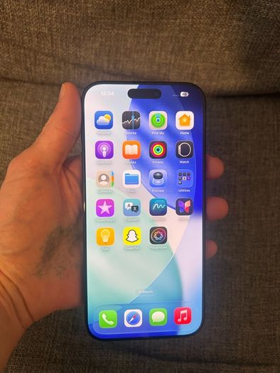 iPhone 16 pro max black titanium unlocked 256gb, 100% battery