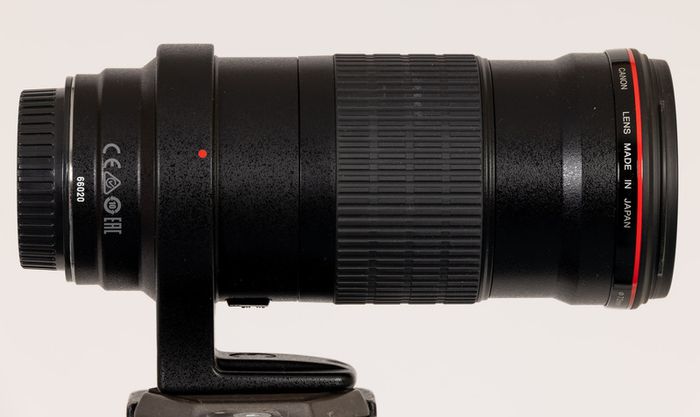 Canon EF 180mm F/3.5 L USM Macro Lens
