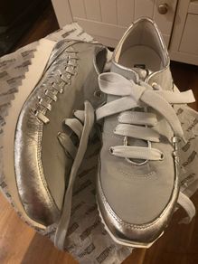 Andia Fora Made in Italy Top Quality Designer Silver Trainers - Size 41