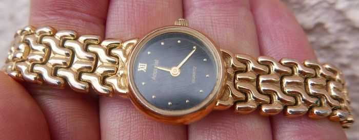Vintage Ladies' Gold-Plated Accurist Diamond Quartz Watch with Black Dial