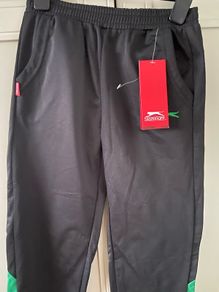 Slazenger black tracksuit bottoms 5-6 years BNWT