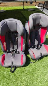 child car seat x2