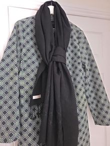 Avoca Black scarf