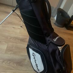 Set of golf clubs