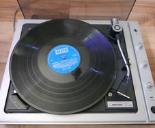 Vintage Ferguson Record Player 3057B50K (works fine, for sale without speakers)