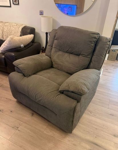 Recliner