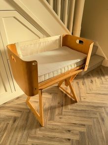 baby cot