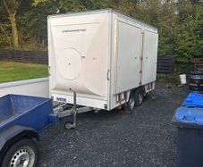 Exhibition shop trailer