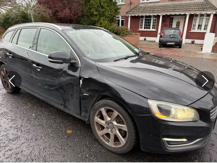 Volvo v60 2 diesel D4 for parts