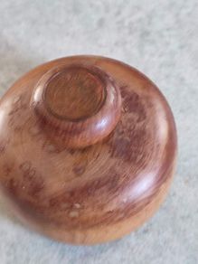 Wooden round small shape box with lid / trinket a bit heavy could be used as pepper Wight.