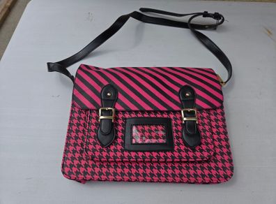 pink handbag