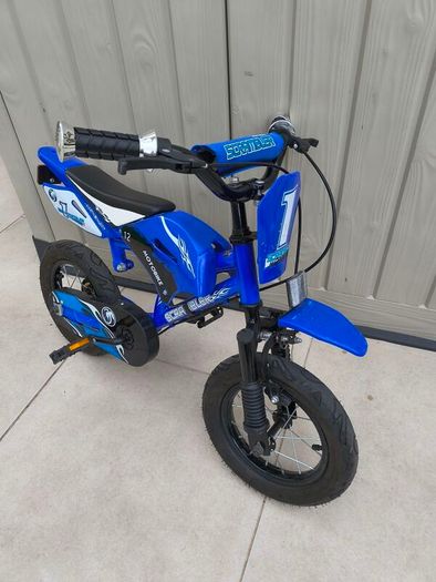 Boys bike Motocross style
