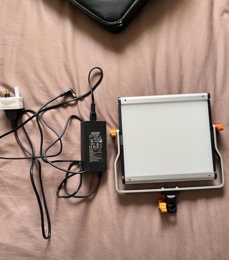 Neewer Led light