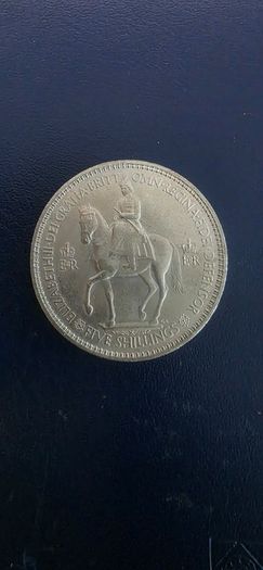1953 Queen Elizabeth II Coronation Crown Royal Mint 5 Shilling Commemorative Coin