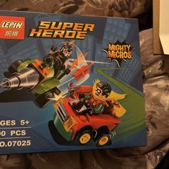 Leaping Super Heroes 07025